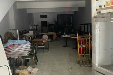 Bayu Tinggi Commercial Centre -Taipan