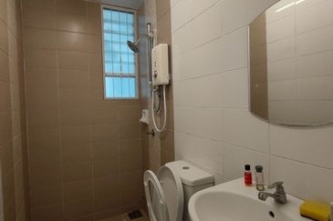 The Zest @ Kinrara 9