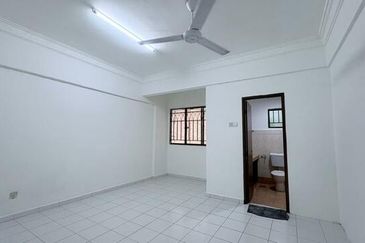 Vista Bayu Apartment, Taman Bayu Perdana