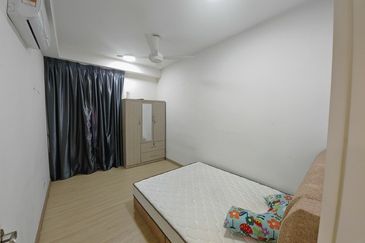 Gravit8 @ Klang South