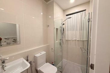 Waltz Residences @ Paradigm Garden City