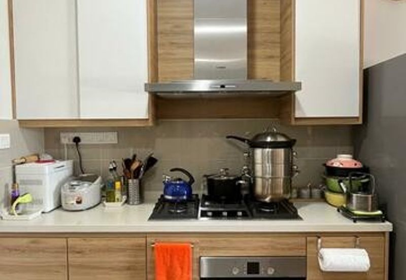 16 Quartz Melawati Condominium