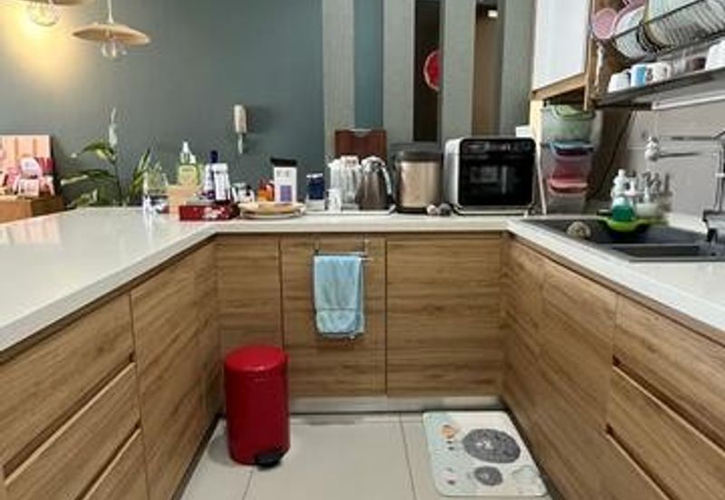 16 Quartz Melawati Condominium