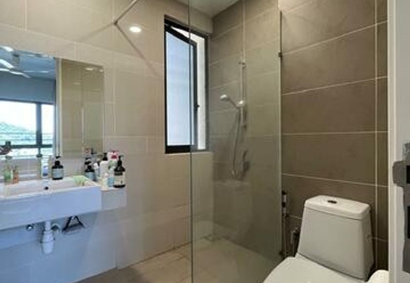 16 Quartz Melawati Condominium