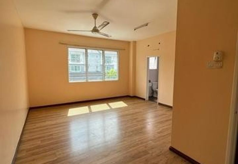 D'Anjung Teluk Pulai