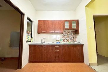 Royal Domain Sri Putramas II