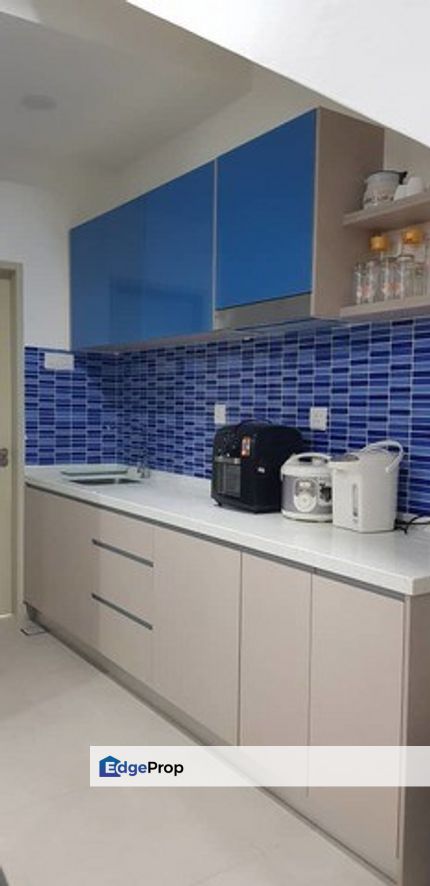 Flexus Signature Suites, , 