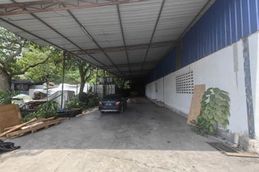 WAREHOUSE INDUSTRIAL ZONE PHASE 4 - KHTP