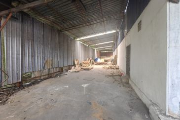 WAREHOUSE INDUSTRIAL ZONE PHASE 4 - KHTP