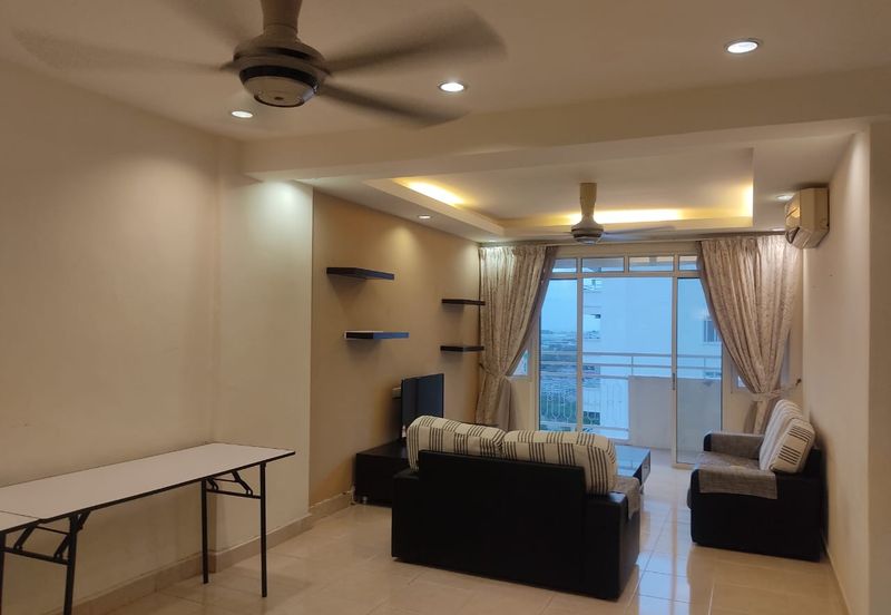 D'Piazza Condominium