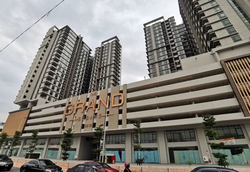 The Grand Subang SS 13