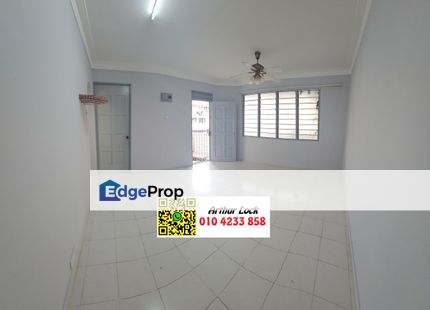 Refurbished new looking 3r2b in Taman Lipsin Sungai Nibong [100% Loan], Penang, Sungai Nibong