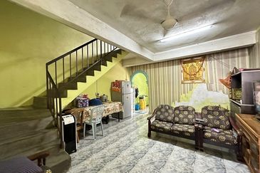 Taman Dato Hormat, Telok Panglima Garang