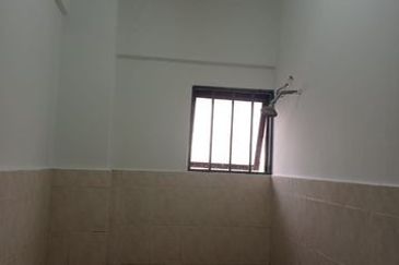 Vista Bayu Apartment, Taman Bayu Perdana