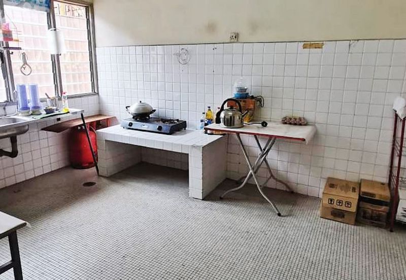 Master room with Toilet,  Landed Double Storey 🏠, Mrt Taman Mutiara, Cheras