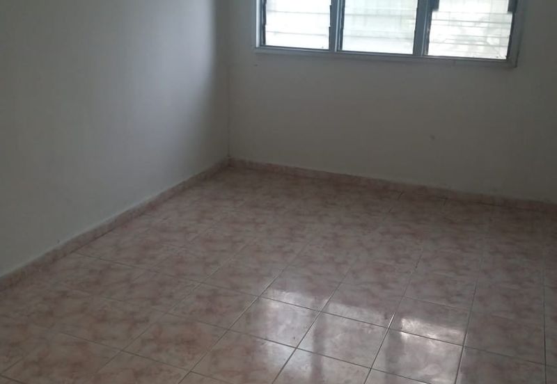 Taman Connaught Landed House for RENT