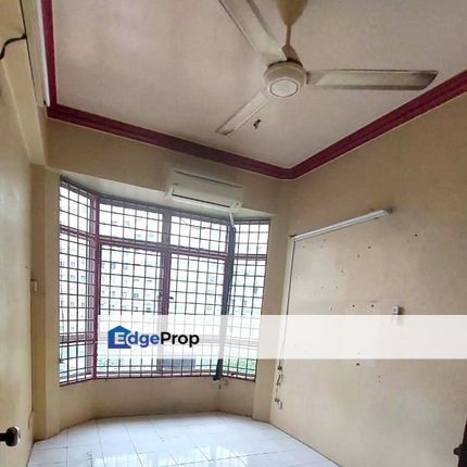 Desa Selatan | Renovated | Low Floor | 3r2b | Jelutong | 100% Loan , Penang, Sungai Pinang