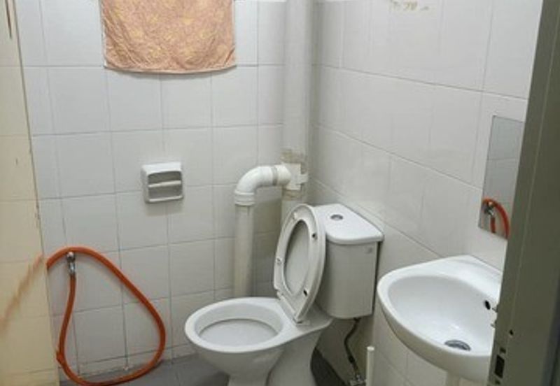 Pangsapuri Akasia, Bandar Botanic