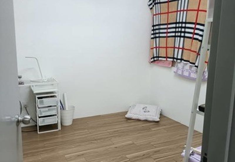 Pangsapuri Akasia, Bandar Botanic