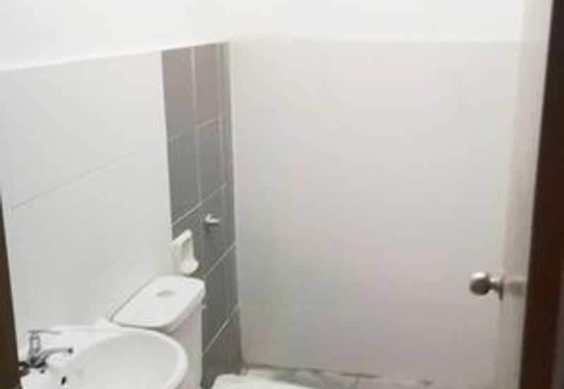 Asteria Apartment @ Bandar ParkLand