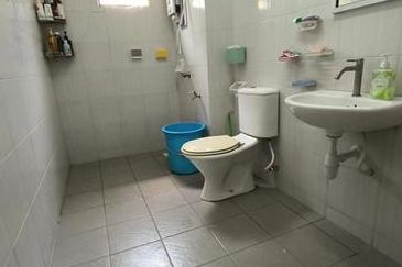 Jalan Makyong, Bandar Bukit Raja