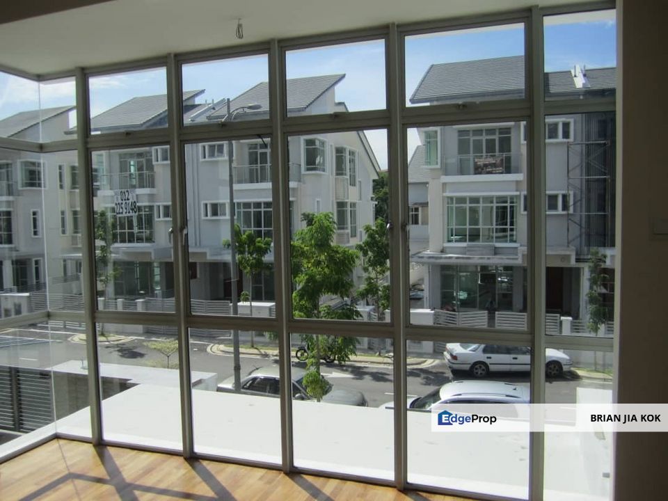 Kepong Laman Rimbunan 3 storey Semi D house for sale, Selangor, Kepong