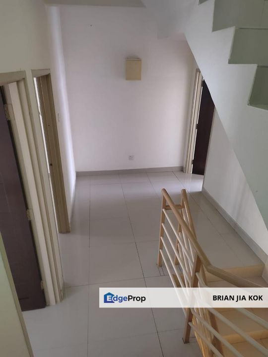 Sungai Buloh 3 storey huose for sale in Taman Sri Putra, Selangor, Sungai Buloh