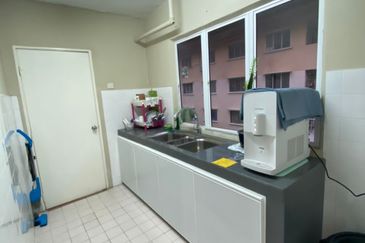 Pangsapuri Hilir Kota (Hilir Kota Apartment)