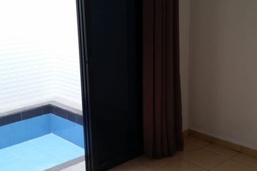 Taman Muzaffar Heights