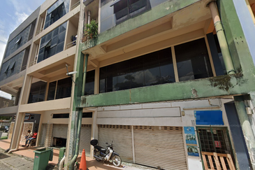 Kayu Ara Business Park, Kayu Ara