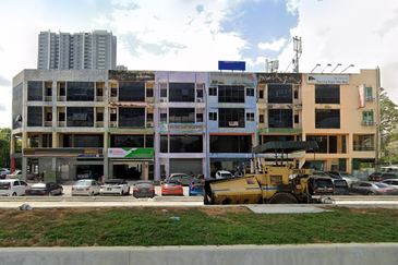 Kayu Ara Business Park, Kayu Ara