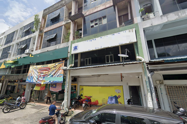 Kayu Ara Business Park, Kayu Ara