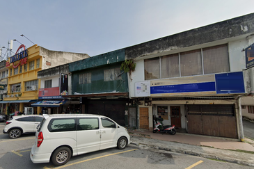 Teluk Pulai Commercial Center