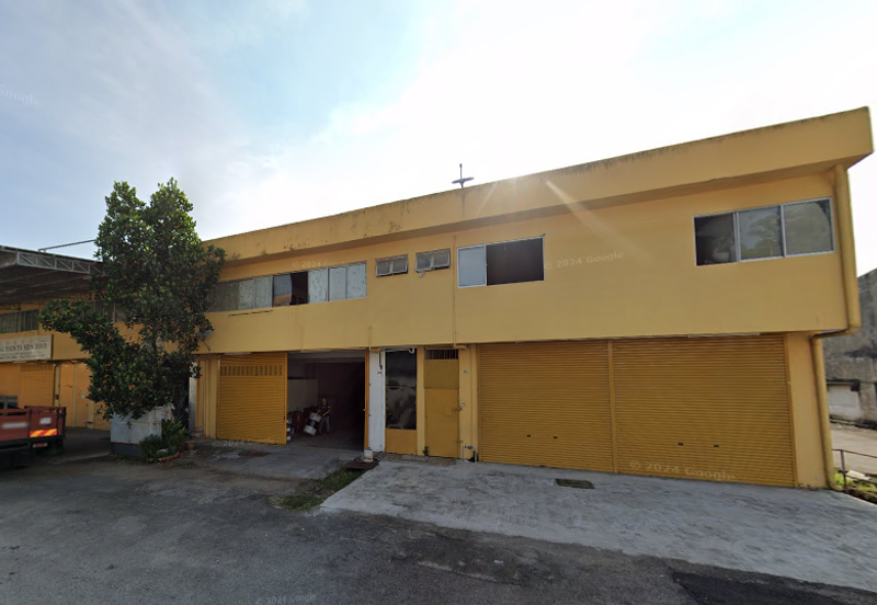 Kawasan Perindustrian KRI, Rawang, Selangor (1.5 Storey) Adjoingin Factory for SALE
