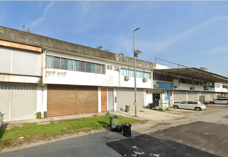 Kawasan Perindustrian KRI, Rawang, Selangor (1.5 Storey) Adjoingin Factory for SALE