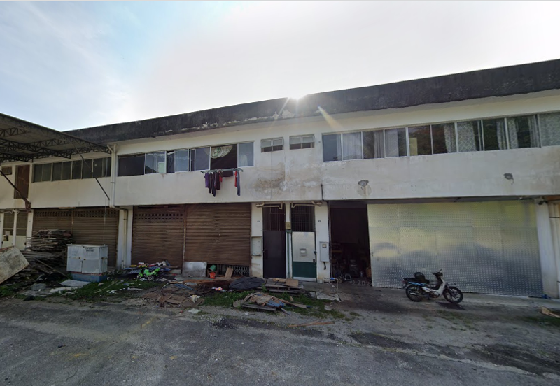 Kawasan Perindustrian KRI, Rawang, Selangor (1.5 Storey) Adjoingin Factory for SALE