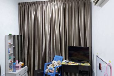 For Sale 715sqft  Senai Garden Apartment @ Senai