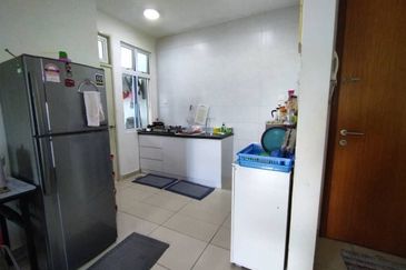 For Sale 968sqft  lower level apartment @ Senai