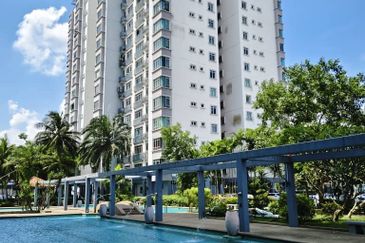 For Rent 3Bedroon + 2bathroom Pulai View Apartment @ Tampoi
