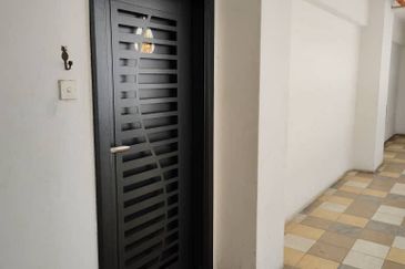 For Rent 3Bedroon + 2bathroom Pulai View Apartment @ Tampoi