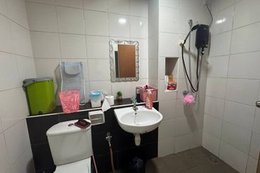 Sky Gardens Residences