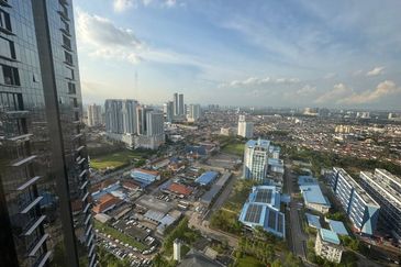 The Astaka @ 1 Bukit Senyum