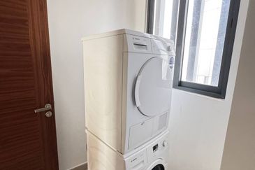 The Astaka @ 1 Bukit Senyum