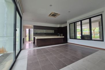 For Sale 19668 sqft Leisure Farm @ Bayou Grove 1 stry Bungalow