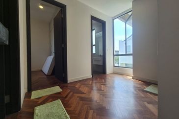 Avira Garden Terraces @ Medini