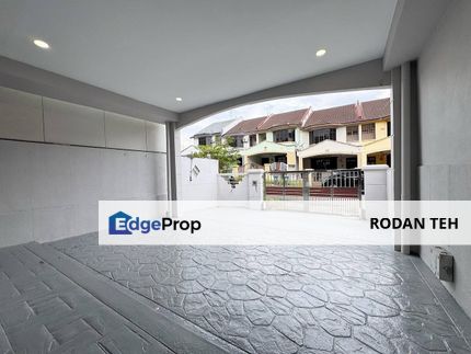 For Sale 22 x 70 Large Double Storey Terrace House @ Ulu Tiram , Johor, Ulu Tiram