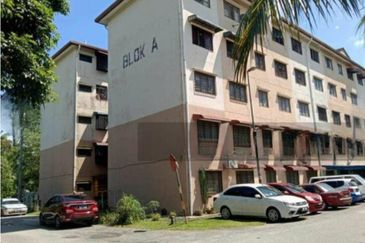 Pangsapuri Sri Suria Bandar Sunway Semenyih Selangor