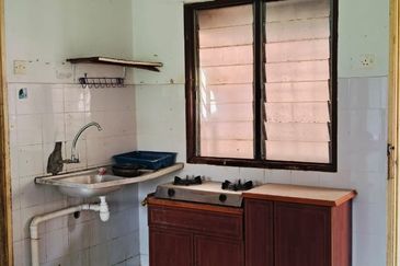 Pangsapuri Sri Suria Bandar Sunway Semenyih Selangor