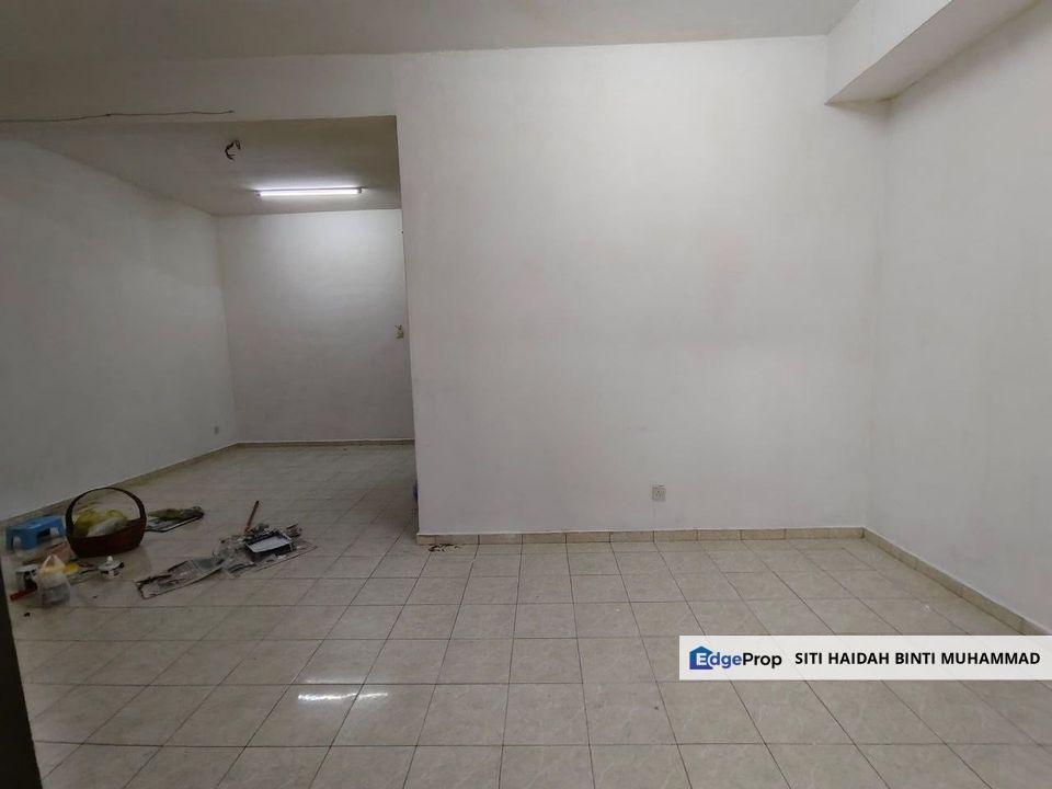 DOUBLE STOREY HOUSE TAMAN KEMUNING, SENAWANG, Negeri Sembilan, Senawang