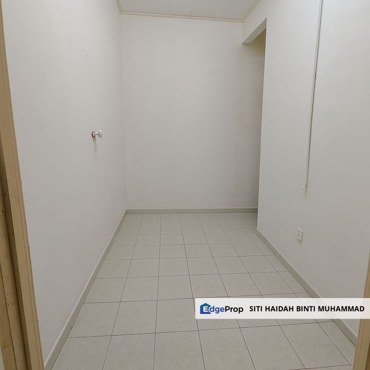 Hot Location 🔥 Double Storey House Taman Kemuning Senawang, Negeri Sembilan, Senawang